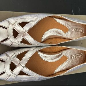 Born Women's Silver Loafers NIB
